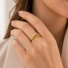 Real Gold Twisted Ring 0194 (Size 5) R2825