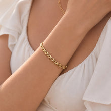 Real Gold Unisex Leaf Chain Bracelet (21 CM) - Model CVB 0258-1 BR1746