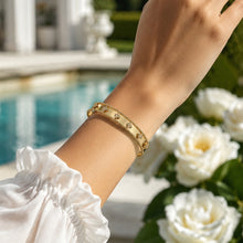 Real Gold Elegant Clover Stone Bangle GZJVN 0381 - (SIZE 21) BA1505