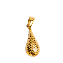 Real Gold Glittering Oval Teardrop Water Drop Pendant - Model 5084 P 1931